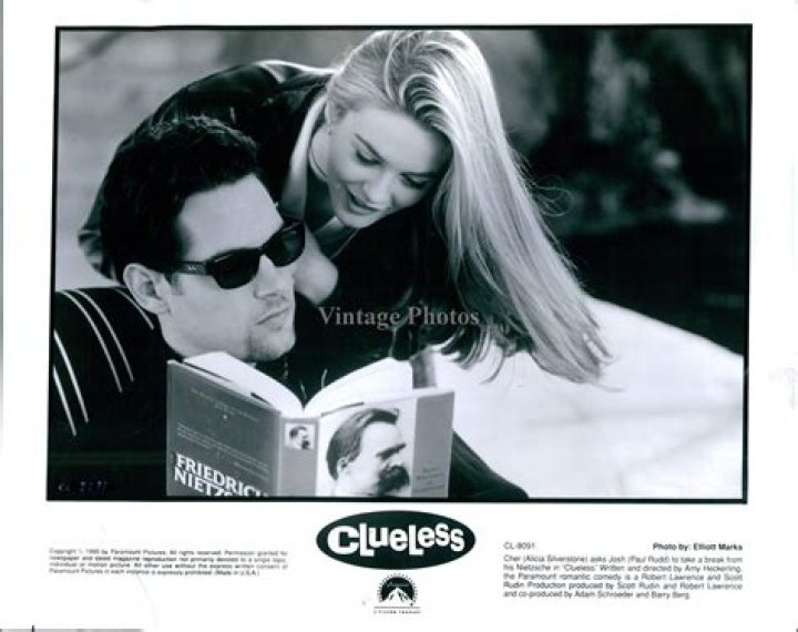 1995 coming-of-age rom-com set in a high school featuring Paul Rudd and Alicia Silverstone