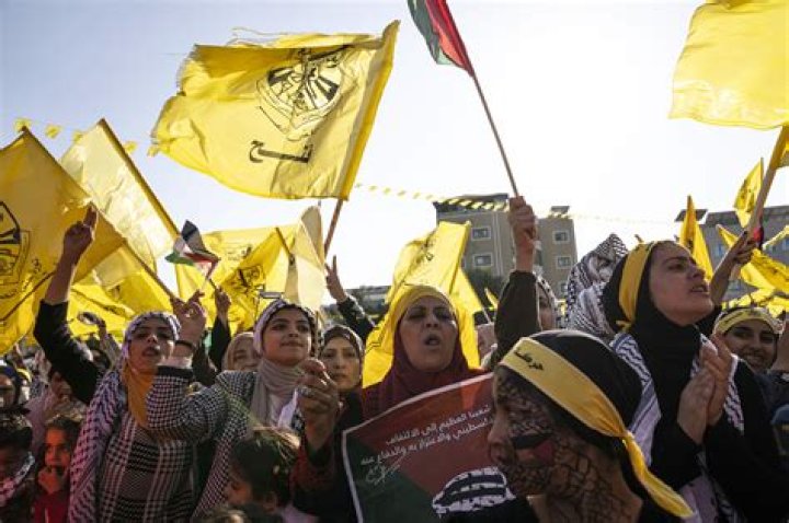 Arab group whose largest faction is Fatah: Abbr.