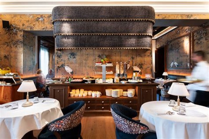 Bars that serve stout and ale