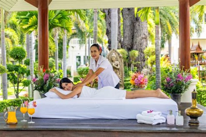 ___ bath (spa offering)