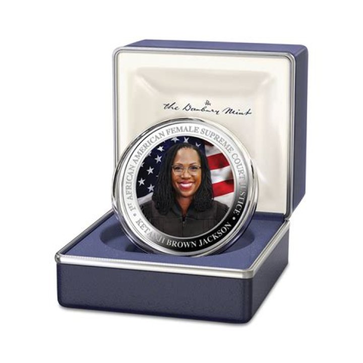 Beloved author who died August 5 and who was the first African-American woman to win a Nobel Prize: 2 wds.