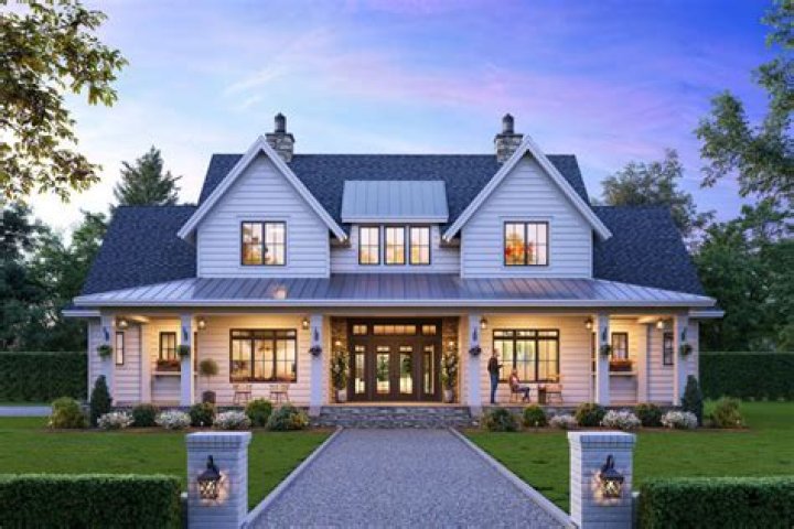 Big ___ house: 2 wds.