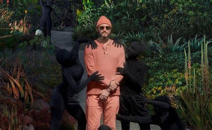 Bon ___ (indie band led by Justin Vernon)