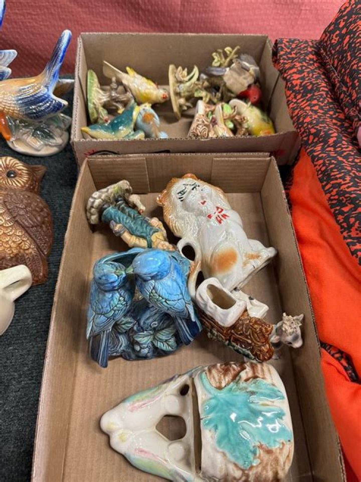 Bric-a-___ (knickknacks)