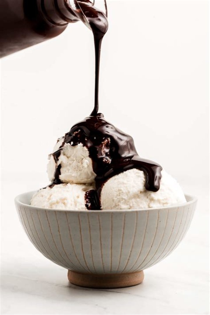 Chocolate ___ (sundae topping in a bottle)