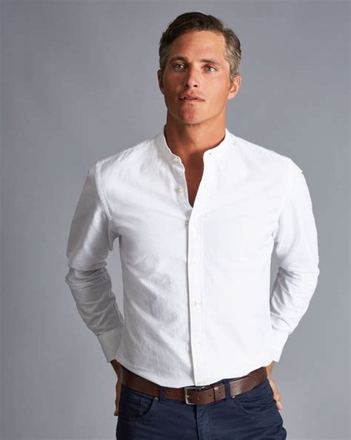 Collarless casual shirt
