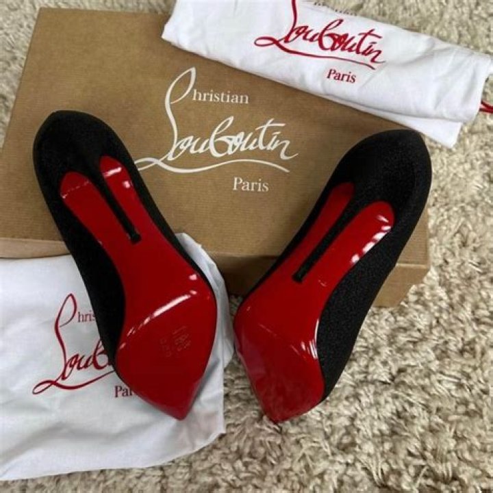 Color of the sole of a Christian Louboutin shoe