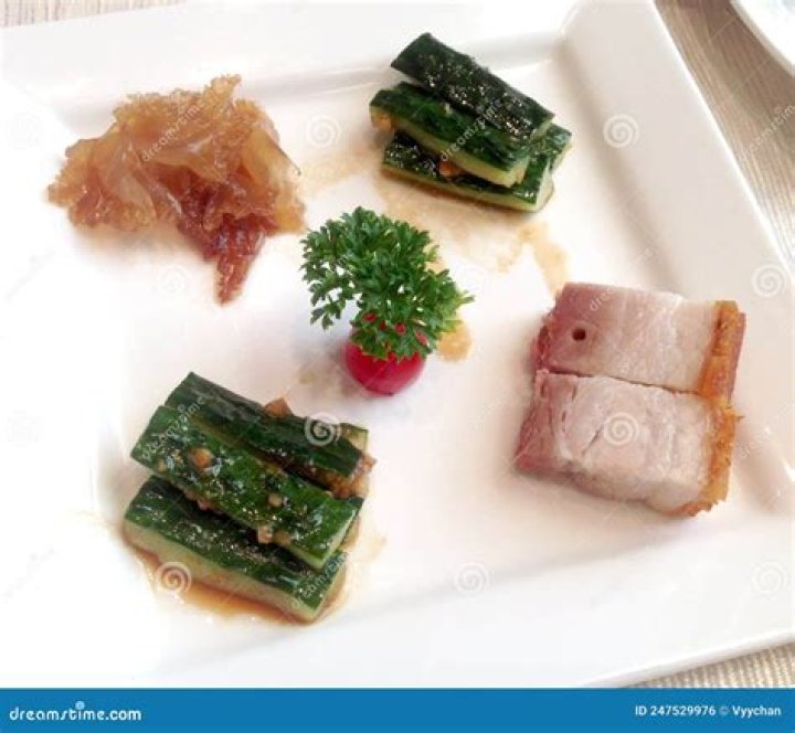 Dim ___ (Chinese appetizer)