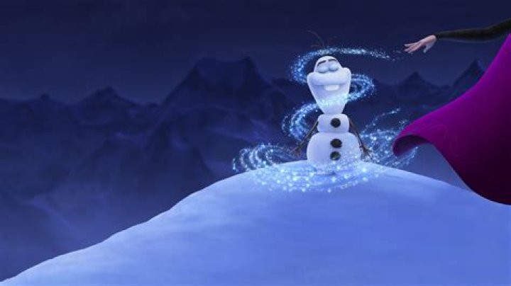 Disney movie with a summer-loving snowman