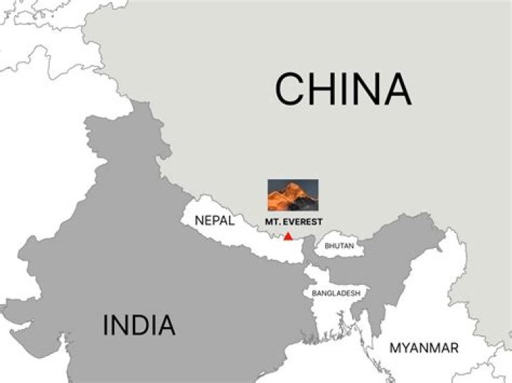 Disputed region of China where Mount Everest is