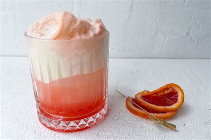 Fizzy addition to a cocktail