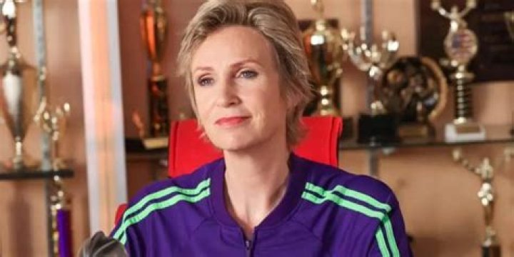 Fox series that featured Jane Lynch as coach Sue Sylvester