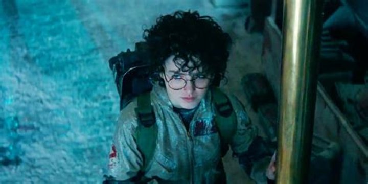 Ghostbusters actress who departed Saturday Night Live in 2022 after 11 seasons: 2 wds.