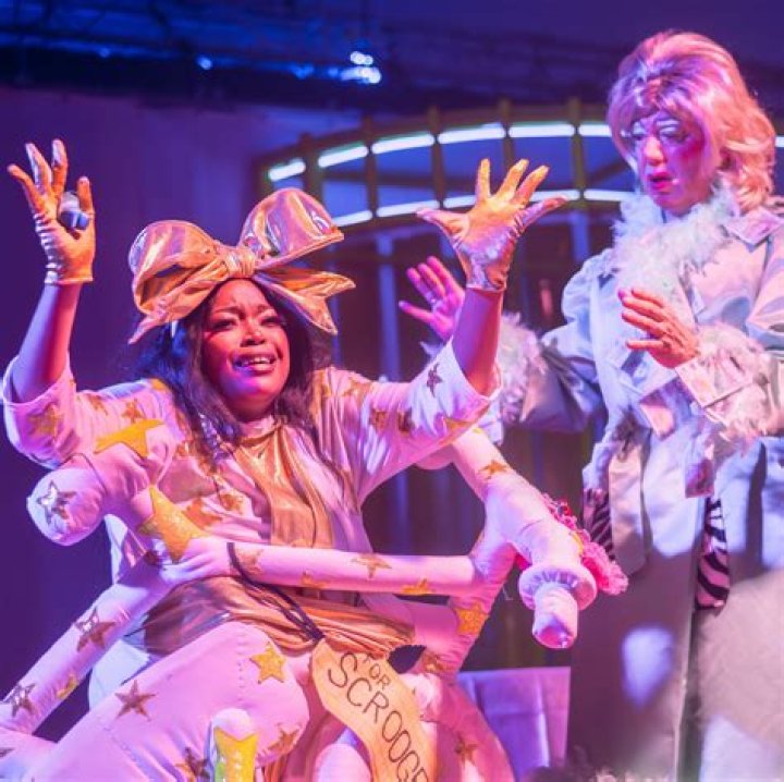 Go round the ___ (get exasperated)