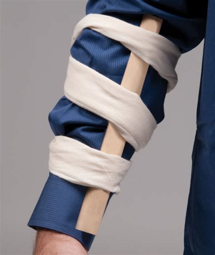 Hairdo that's also referred to as a natural