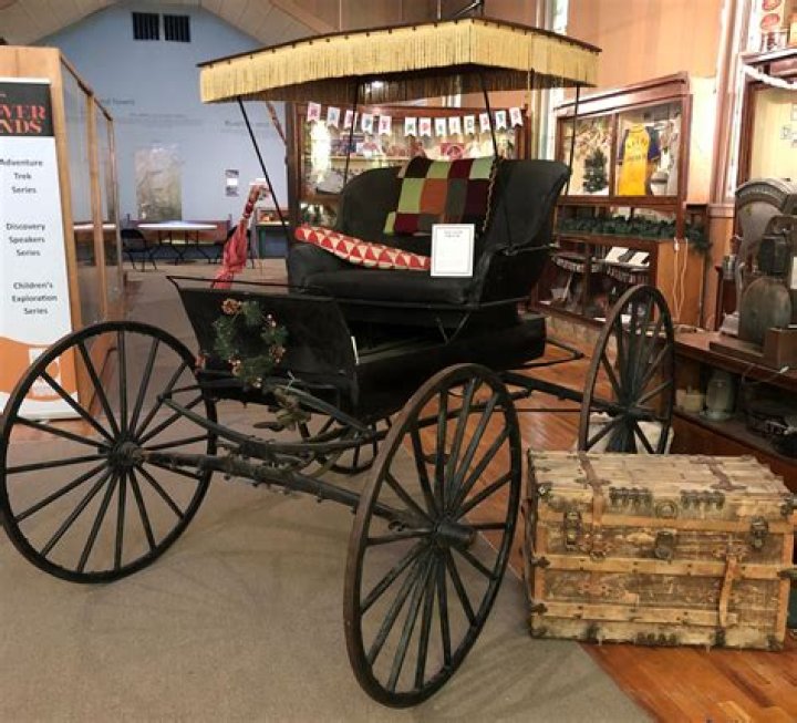 Horse-drawn vehicles featured in some Christmas carols