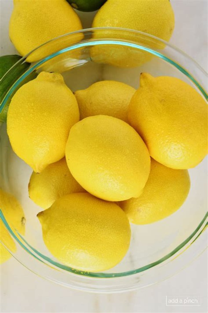 How a lemon tastes