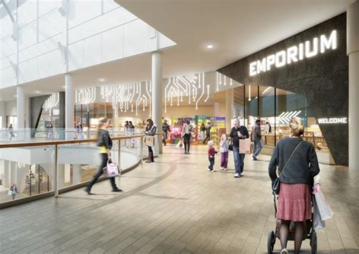 Indoor retail emporium