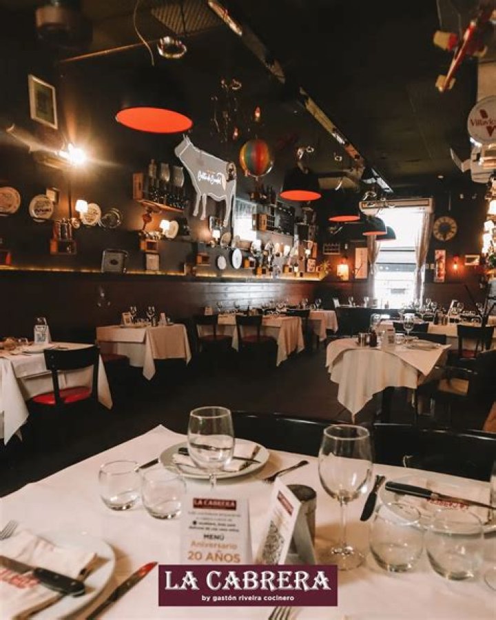 Journalist Cabrera or Navarro