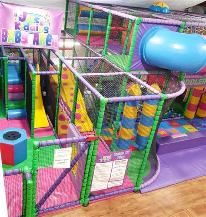 Just kidding eye signal