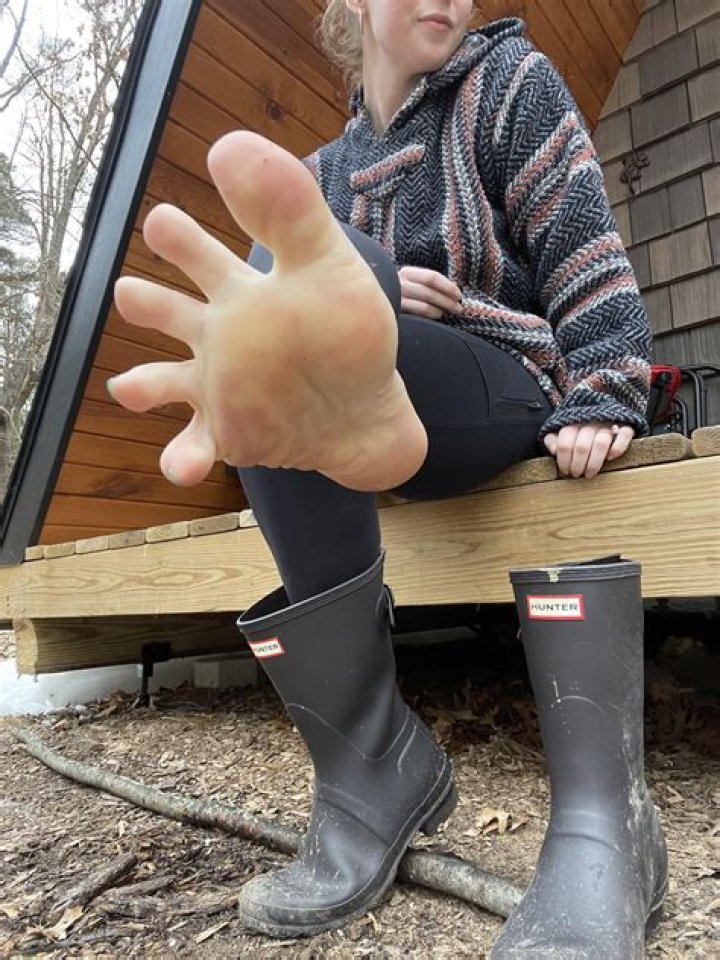 Like feet without shoes or socks