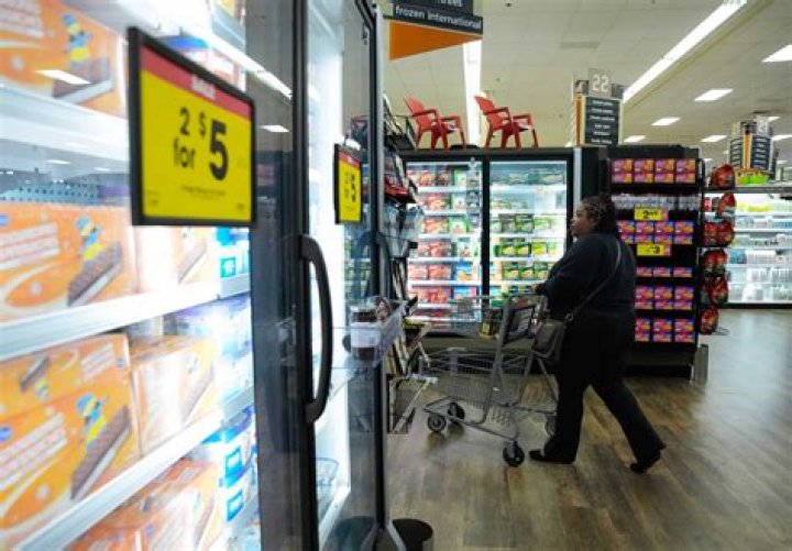 Many California grocery stores charge 10¢ each for them