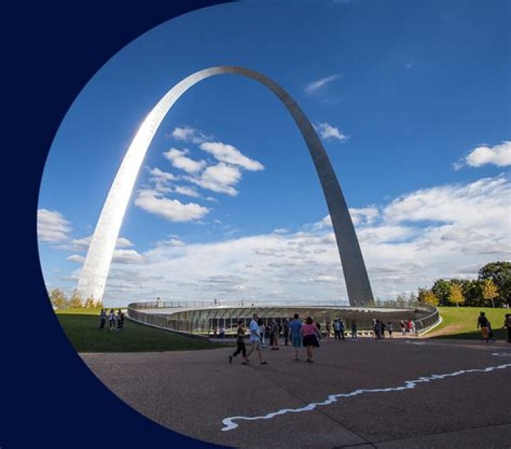Missouri city that's home to the Gateway Arch: Abbr.
