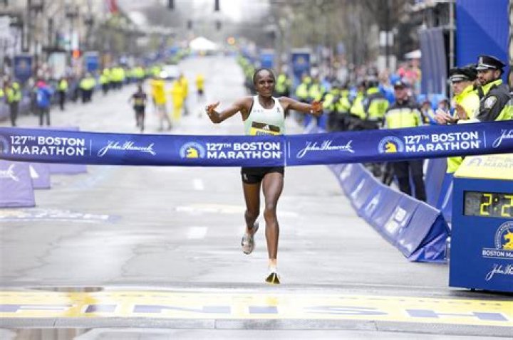 Month when the Boston Marathon takes place: Abbr.