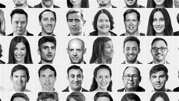 Newspaper staffers: Abbr.