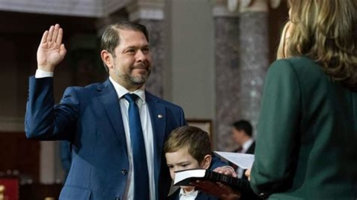 Openly bisexual senator from Arizona: 2 wds.