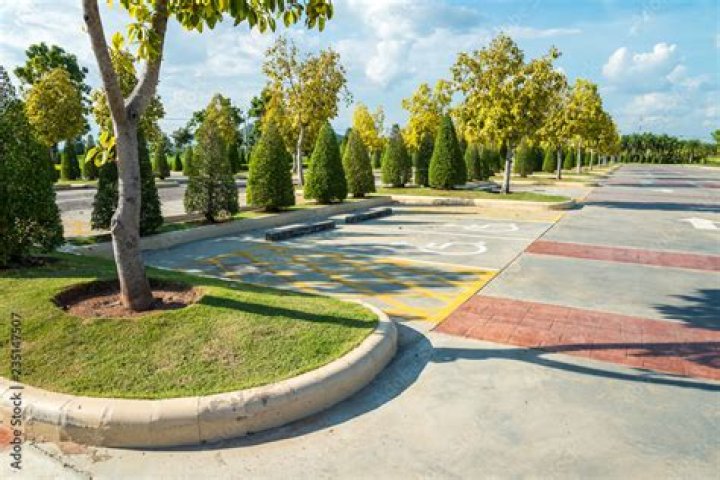 Outdoor parking facility