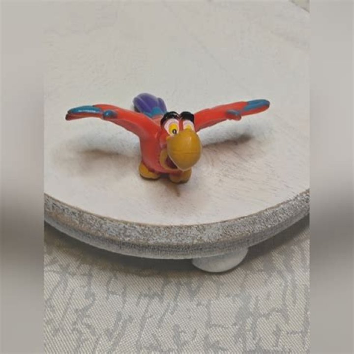 Parrot companion in Disney's Aladdin