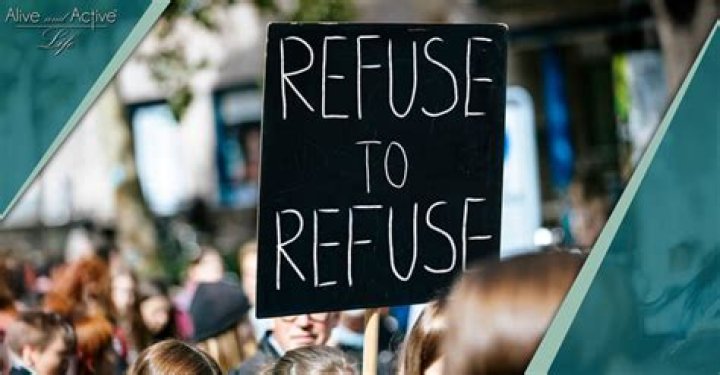 Refuse to do something: 2 wds.