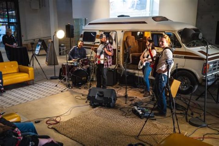 Ruby Tuesday rock band whose No Filter Tour generated more than $500 million: 2 wds.