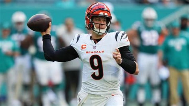 Rushing distances in football: Abbr.