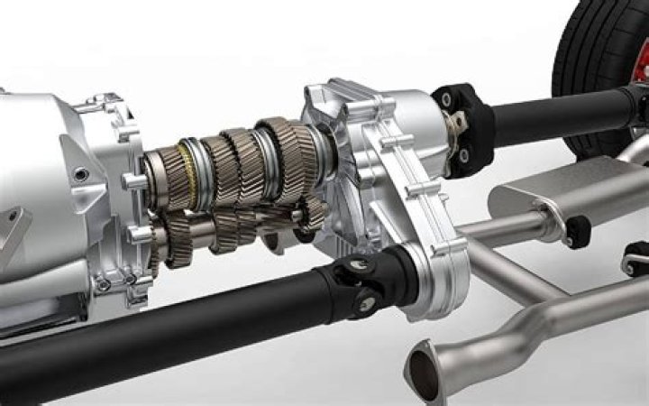 Shaft connecting two wheels