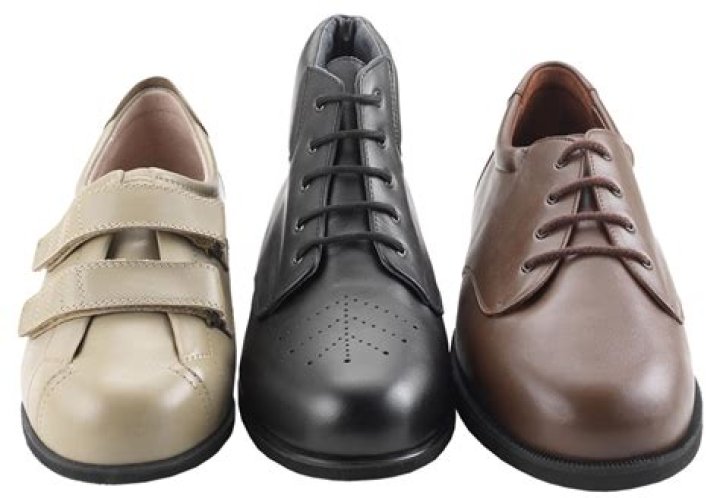 ___ shoes (footwear for a noisy form of dance)