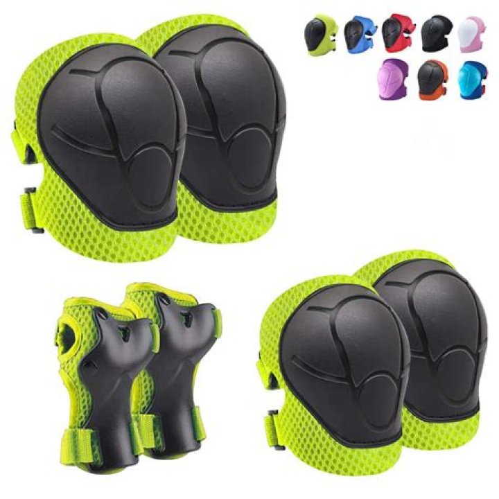 Skateboarder's knee protector