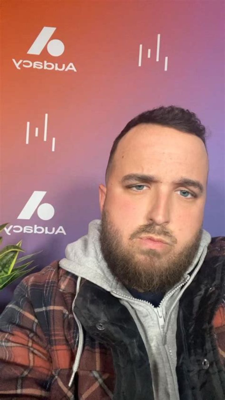 Sound that means Hey you!