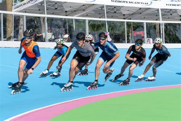 Speed-skating track's shape