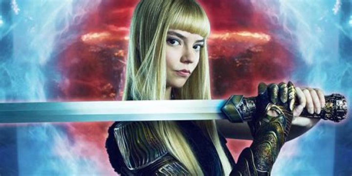 Split actress who plays Magik in The New Mutants: 2 wds. hyph.