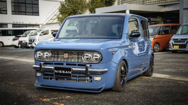 Square-bodied like a Nissan Cube