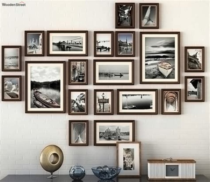 Stuff in frames on walls