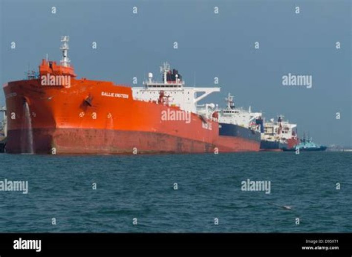 Supertanker's cargo