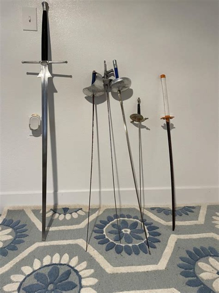 Sword that's not a foil or a saber