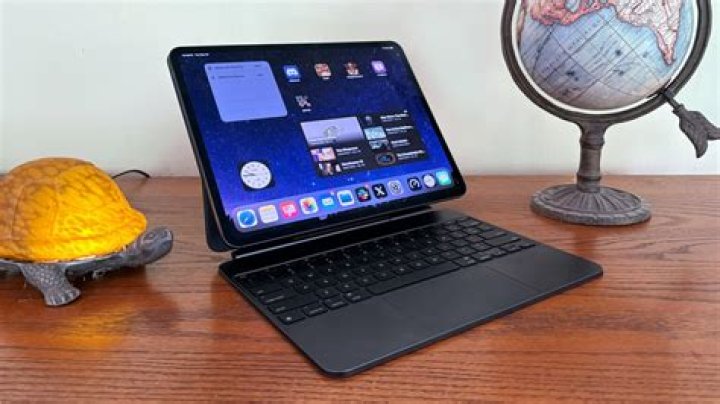 Tablet that can be used with a Magic Keyboard