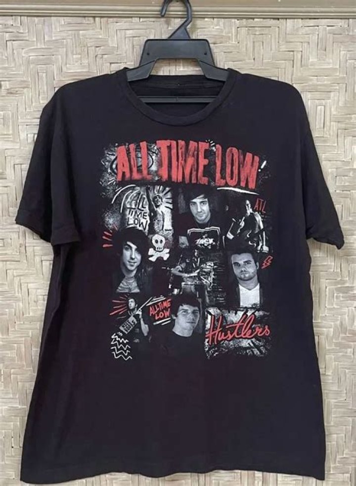 ___ Time Low (rock band)