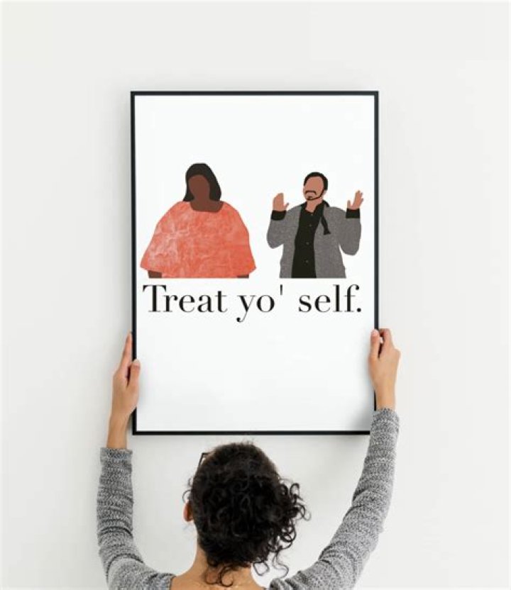 Treat Yo' ___ (philosophy on Parks and Recreation)