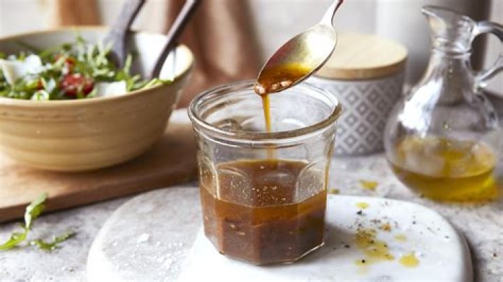 ___ vinaigrette (salad dressing made with a dark brown vinegar)